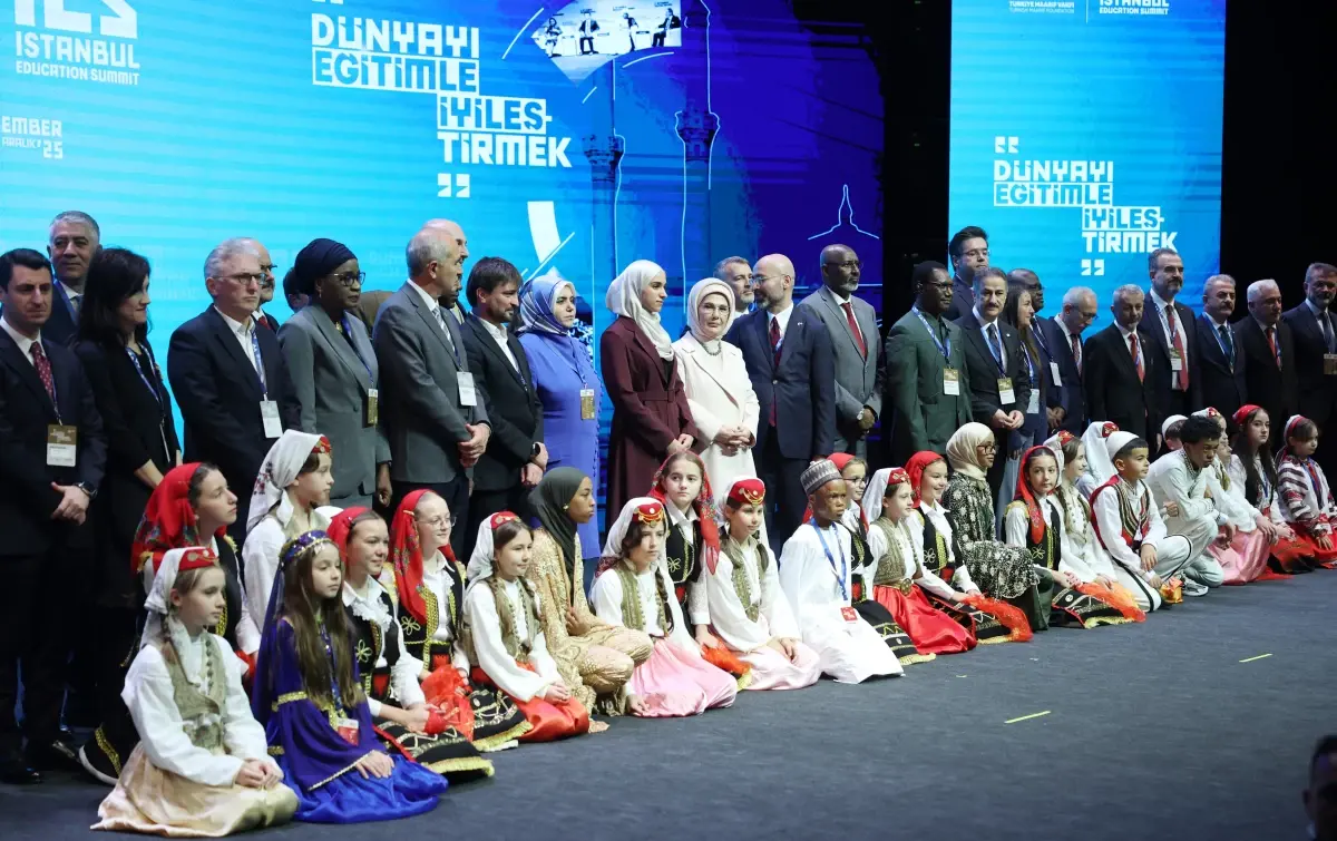 Emine Erdoğan: Gelecek Nesillere Adil Bir Dünya Bırakmak Boynumuzun Borcu