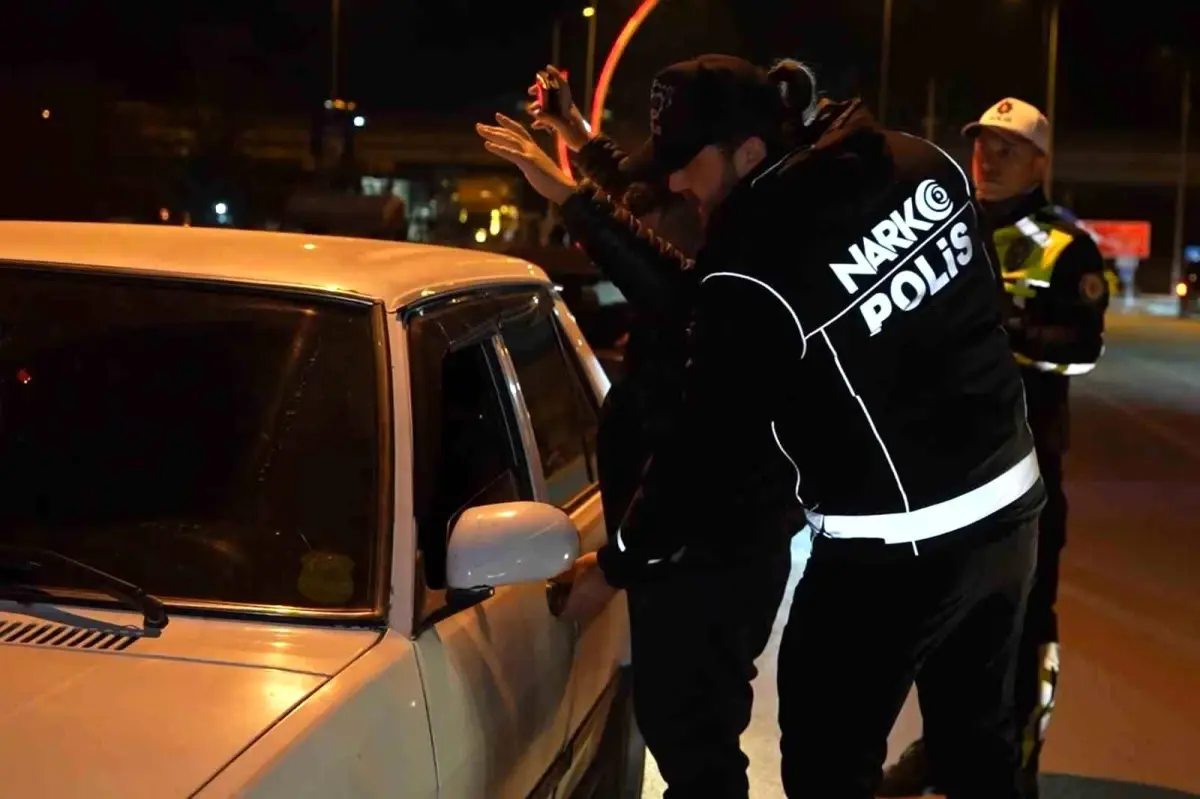 Kırıkkale’de Üniversite Çevresinde Geniş Kapsamlı Uyuşturucu Denetimleri