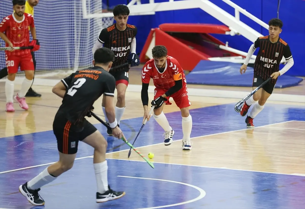 Hokey Süper Ligi Alanya’da Coşkuyla Açıldı