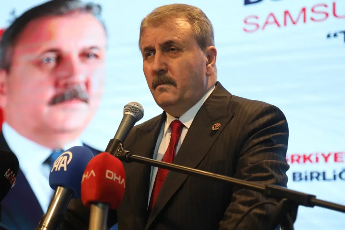 “Evlenmeyenleri işe almayacaksın” diyen Destici’den yeni açıklama