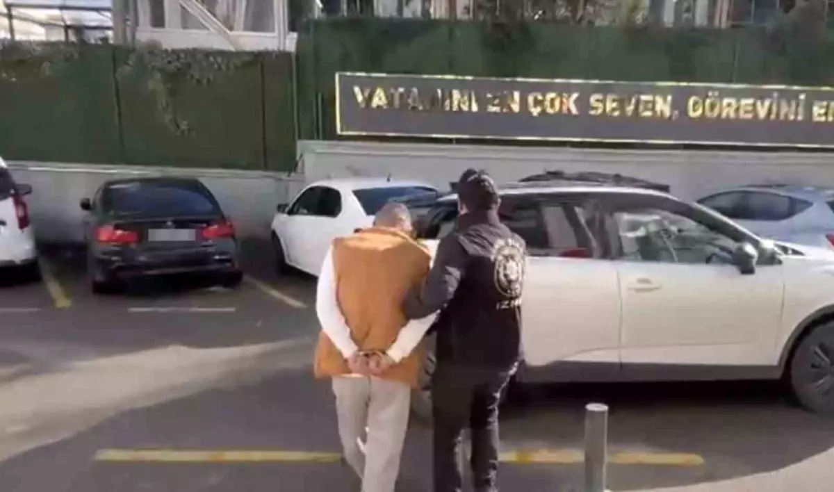 İzmir’de Yaşlı Kadınların Paralarını Çalan Şahıs Tutuklandı