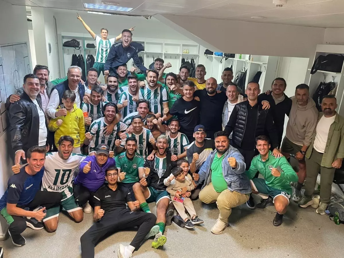 Gaziemir Spor Nemağlup Liderliğini Sürdürüyor