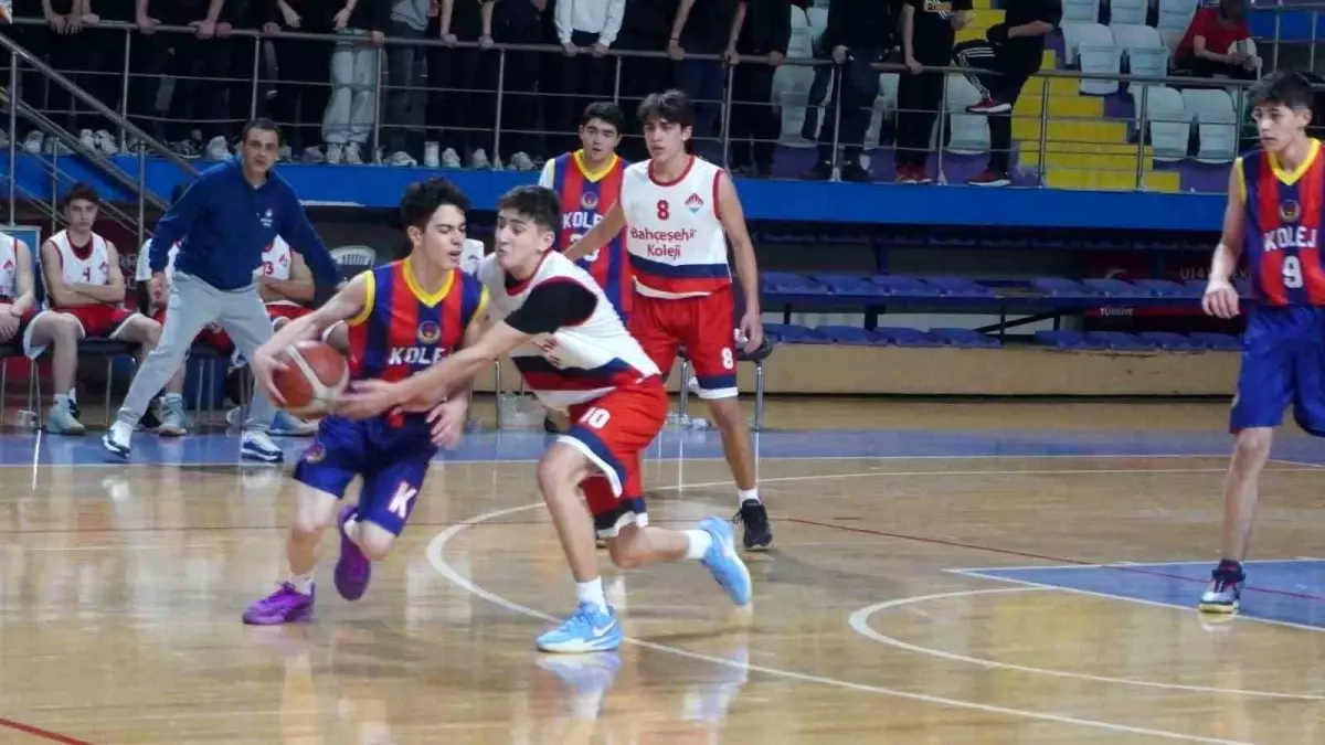 Afyonkarahisar’da Coşkulu Basketbol Turnuvası