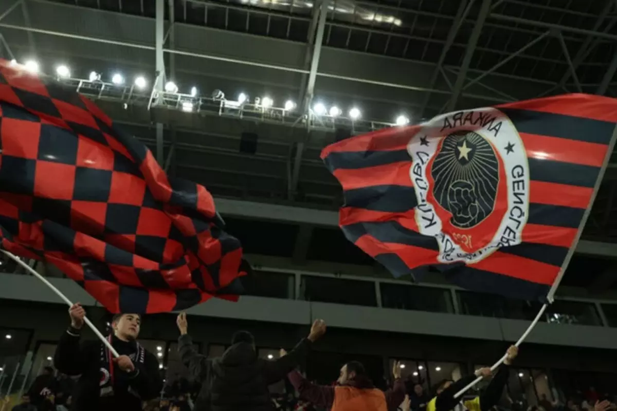 Gençlerbirliği’nde bahis soruşturması gölgesi! Yeni hoca adayının oğlu PFDK’ya sevk edildi