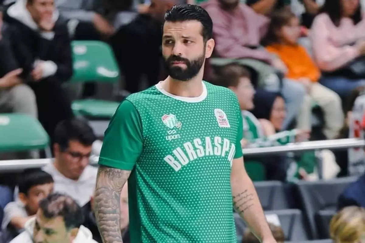 Kameralara Yansıdı! Göksenin Köksal’dan Efsanesi Olduğu Galatasaray’a Küfür