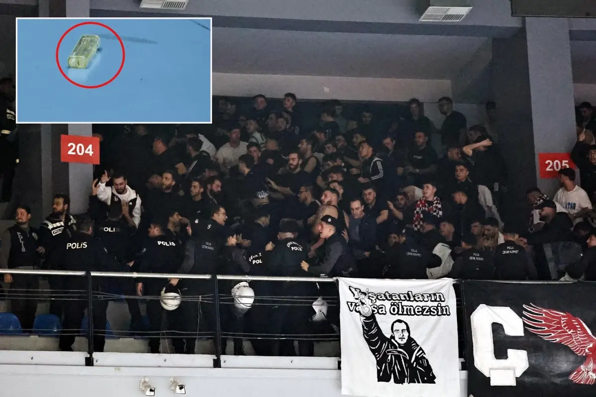 Göztepe-Beşiktaş Kadın Voleybol Maçında Şok Olay! Çok Sayıda Taraftar Yaralandı