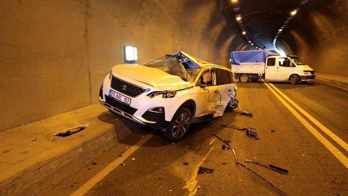 Gümüşhane’de İki Kaza: 1 Ölü, 3 Yaralı