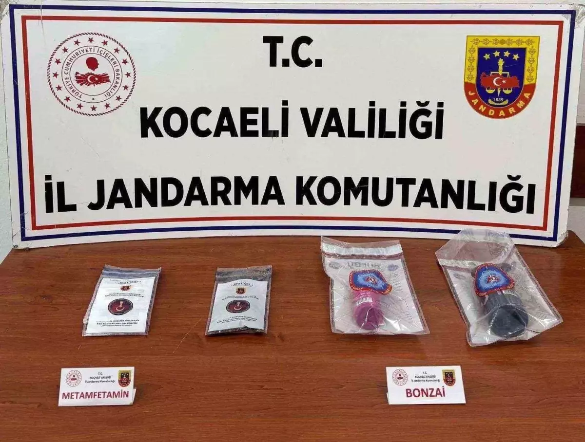 Kocaeli’de Çarpıcı Uyuşturucu Operasyonu: 2 Şüpheli Ağır Yükle Yakalandı