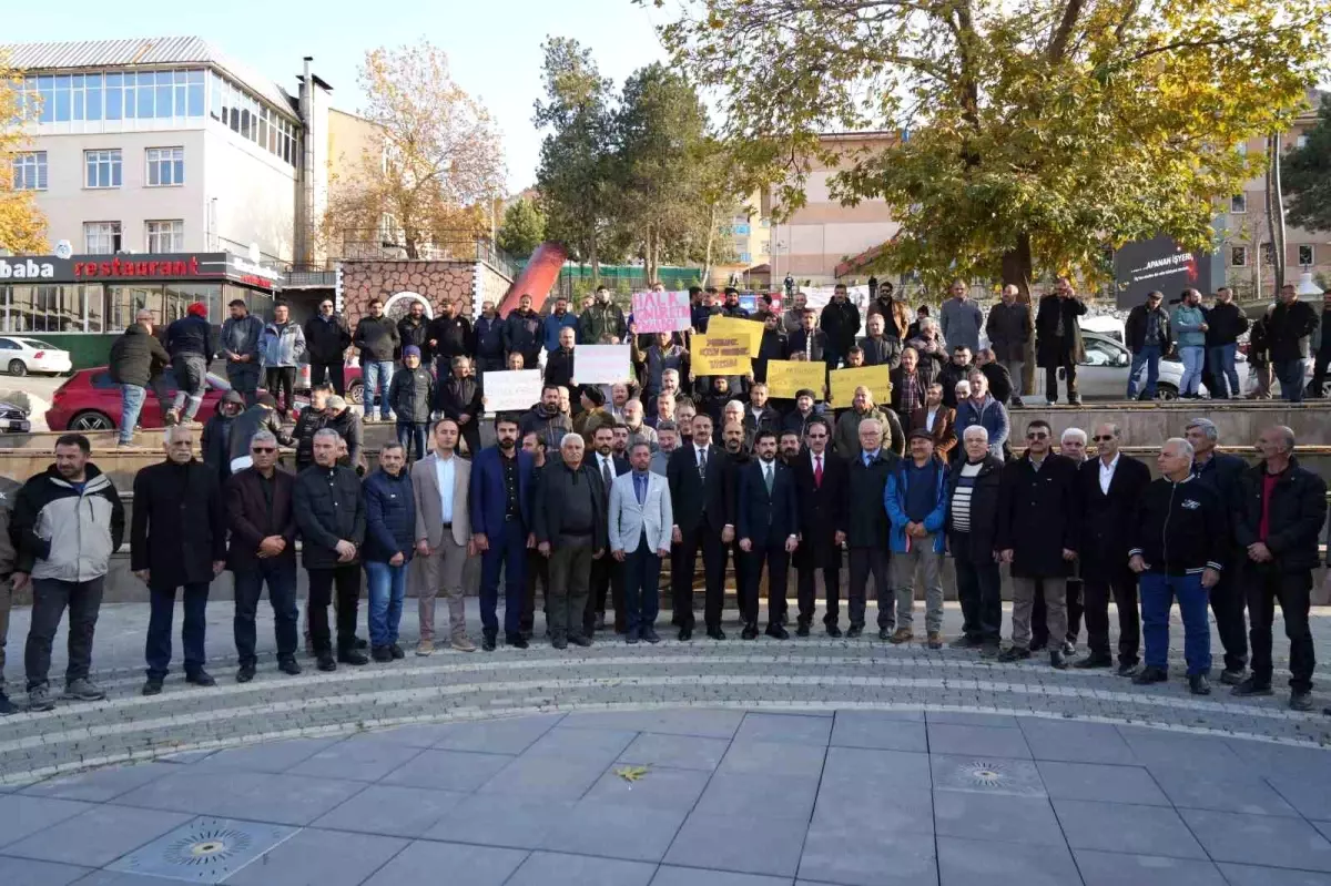 İliç’te tüm siyasi partilerin ortak talebi: Çöpler Altın Madeni açılmalı