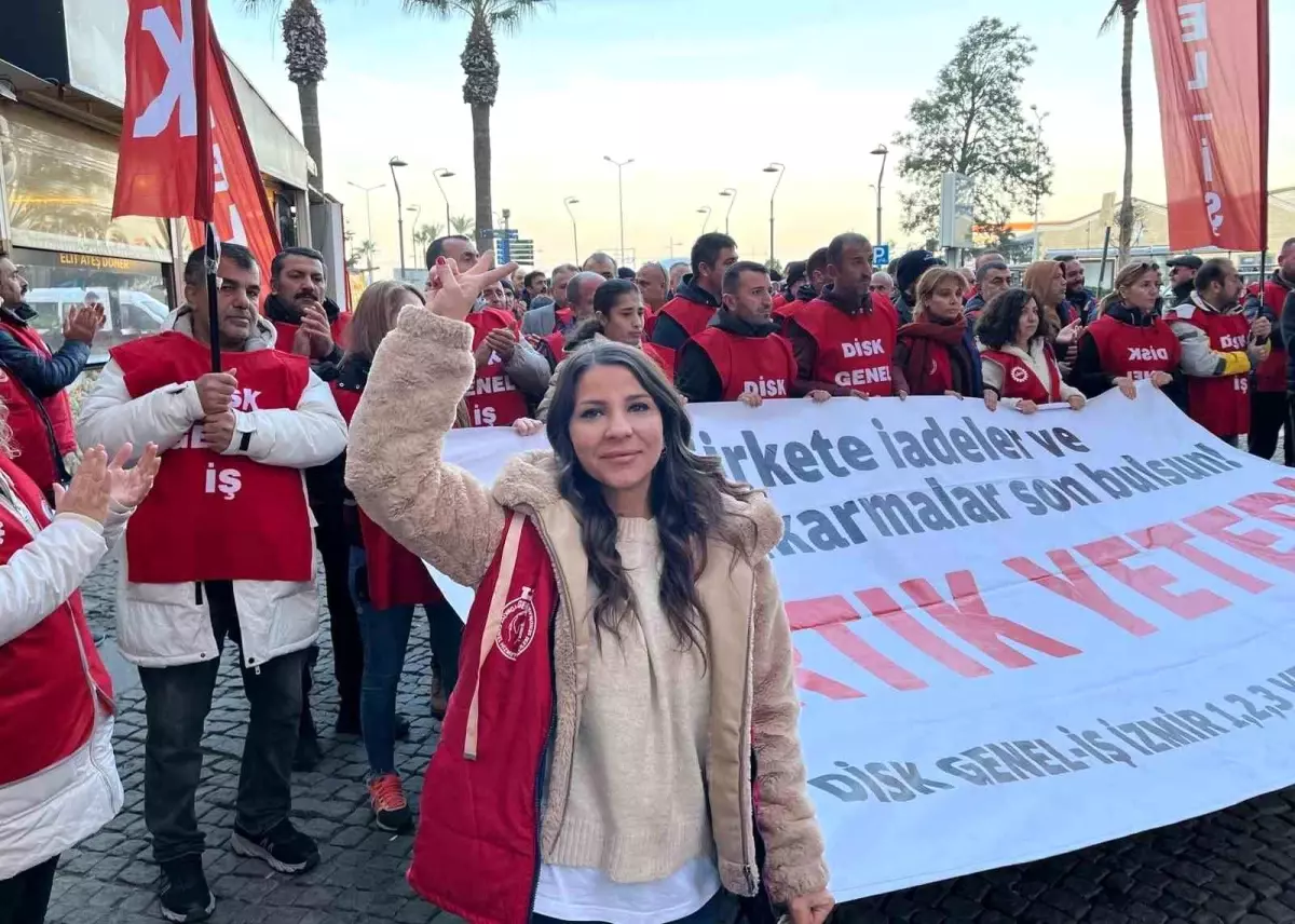 İzmir Büyükşehir İşçileri “Masa Kurulmazsa Mücadele Büyüyecek”