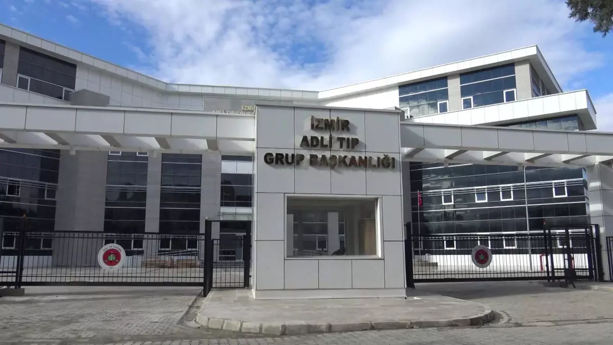 İzmir’de 27 yaşında genç adamın cesedi denizde bulundu