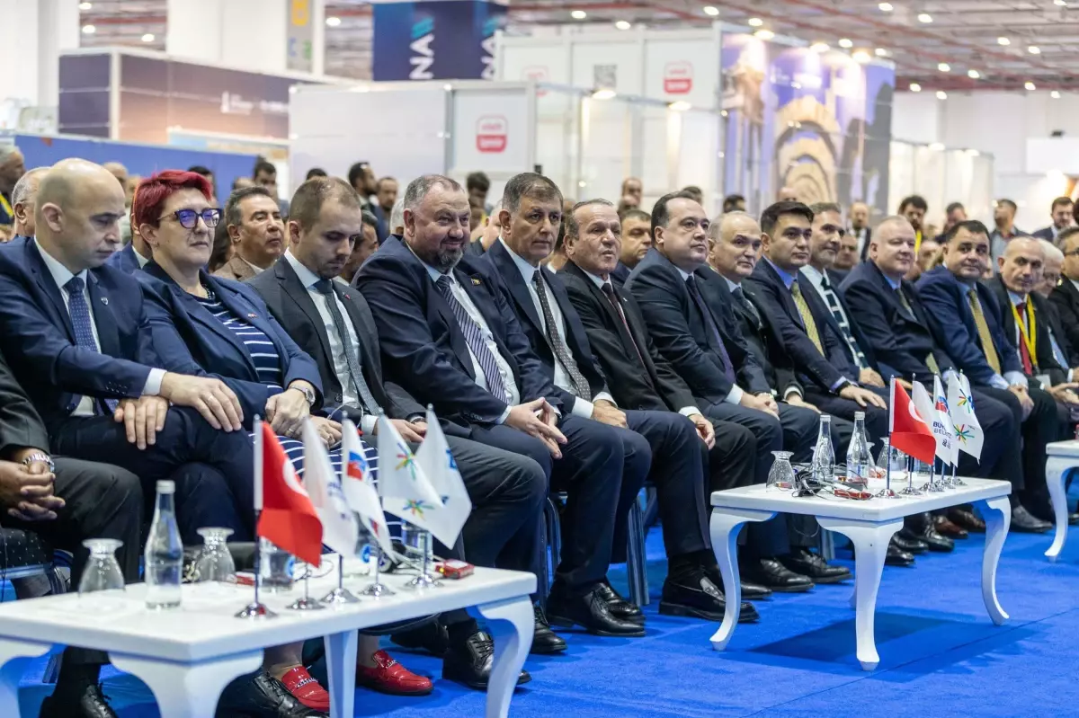 TTI İzmir Fuarı Kapılarını Açtı: 54 Ülke, 381 Katılımcı ve Sağlık Turizminde Yeni Adımlar