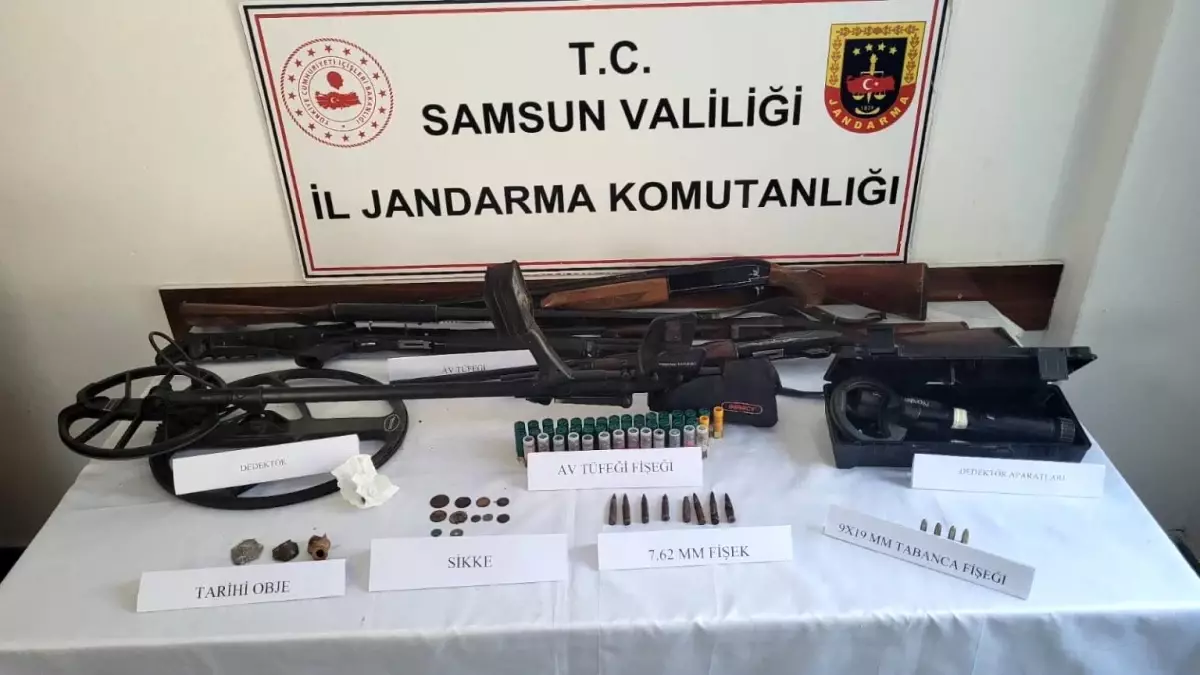 Samsun’da Tarihi Eser ve Silah Operasyonu: 4 Şüpheli Gözaltında