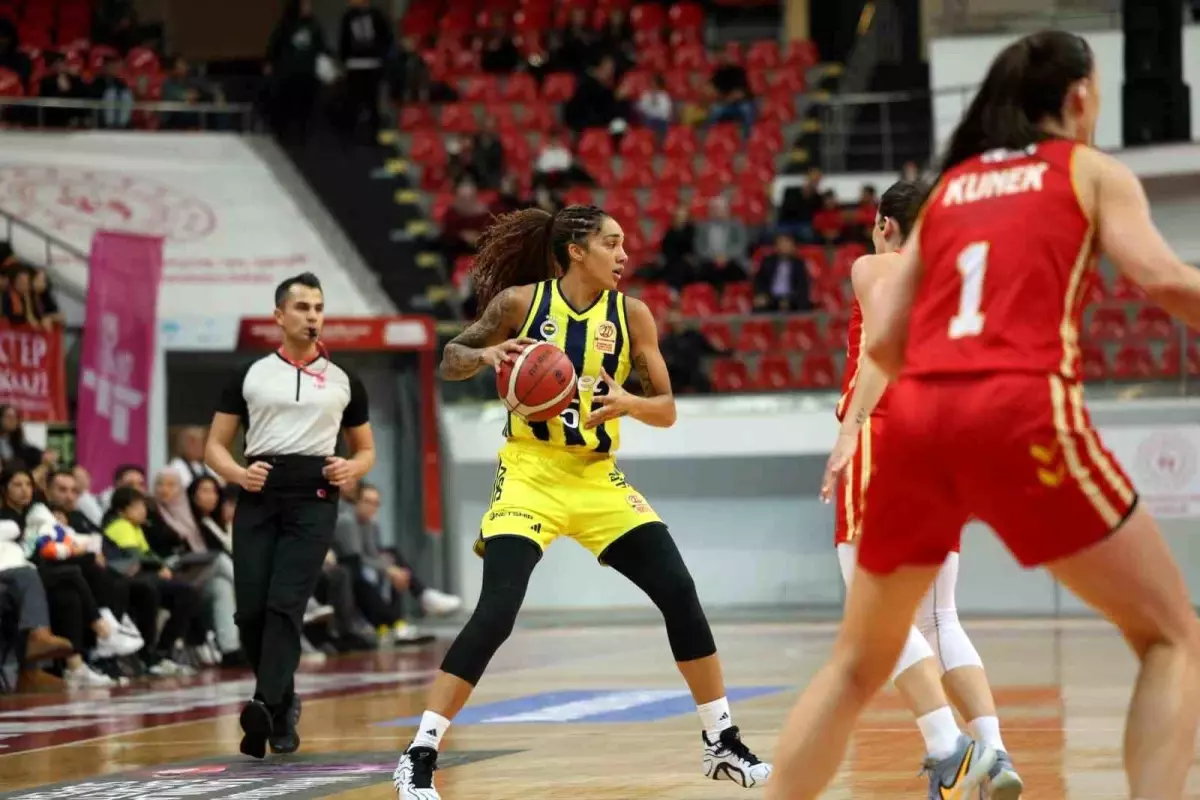 Fenerbahçe Opet, Melikgazi Kayseri’yi 93-79’la Yendi