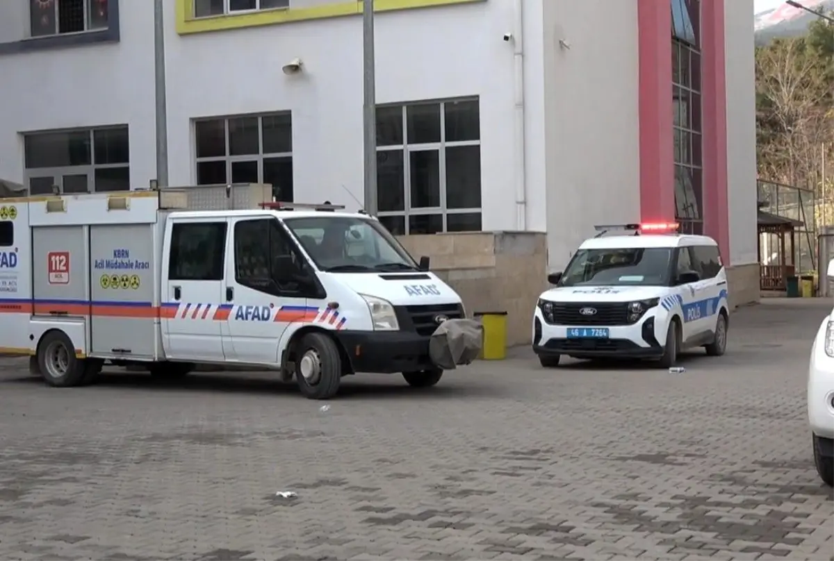 Kahramanmaraş’ta Okulda Gizemli Koku Panikleri: 17 Öğrenci Hastaneye Sevk Edildi