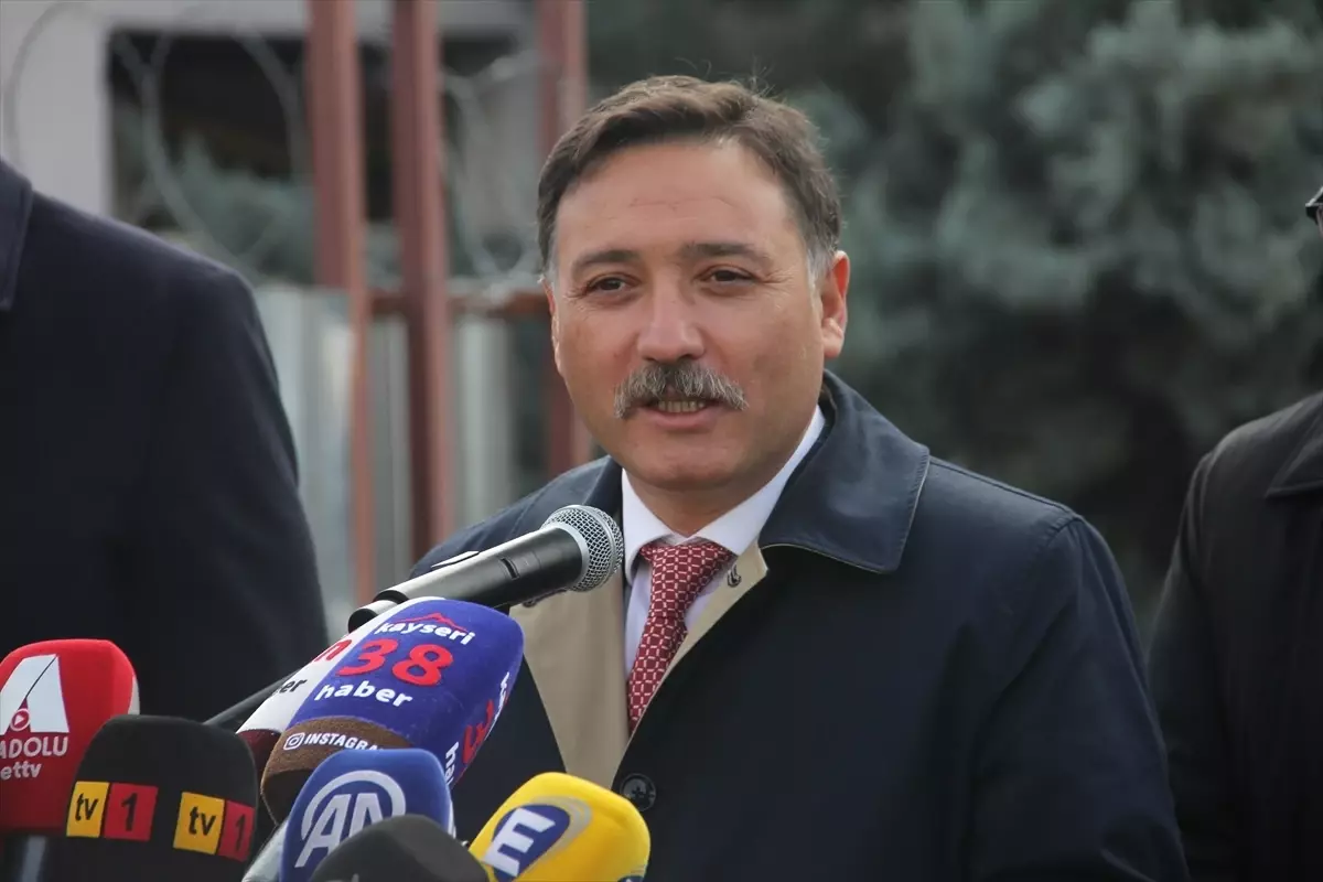 Kayseri Adliyesi Ek Hizmet Binası Resmen Tanıtıldı