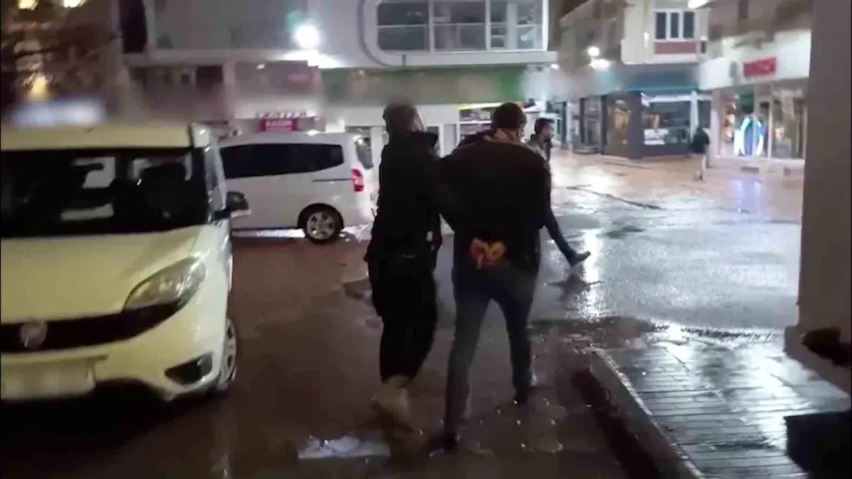 Firari Hükümlü Sivas’ta Yakalandı