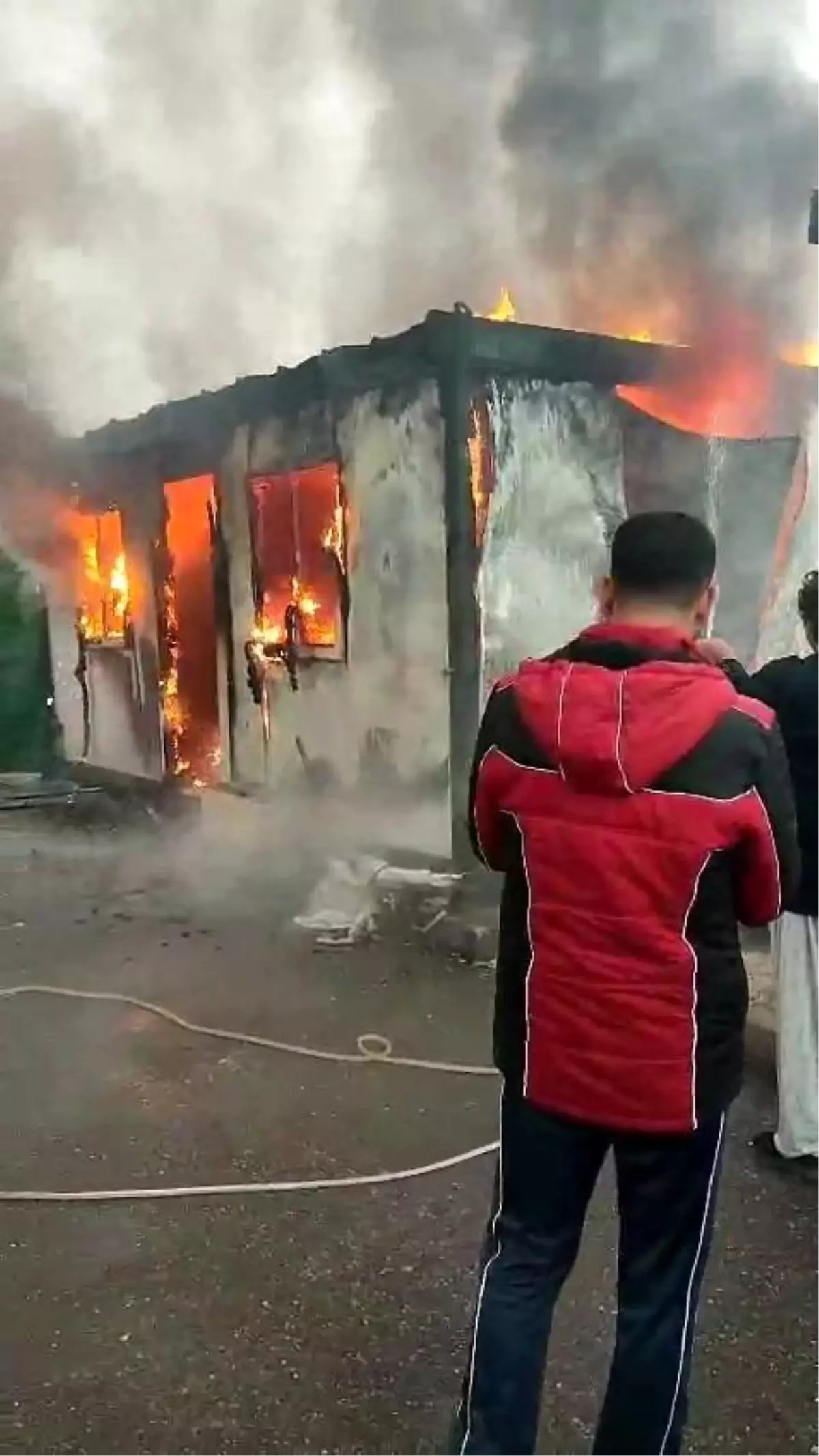 Adıyaman’da Konteyner Yangını Şehri Sarstı