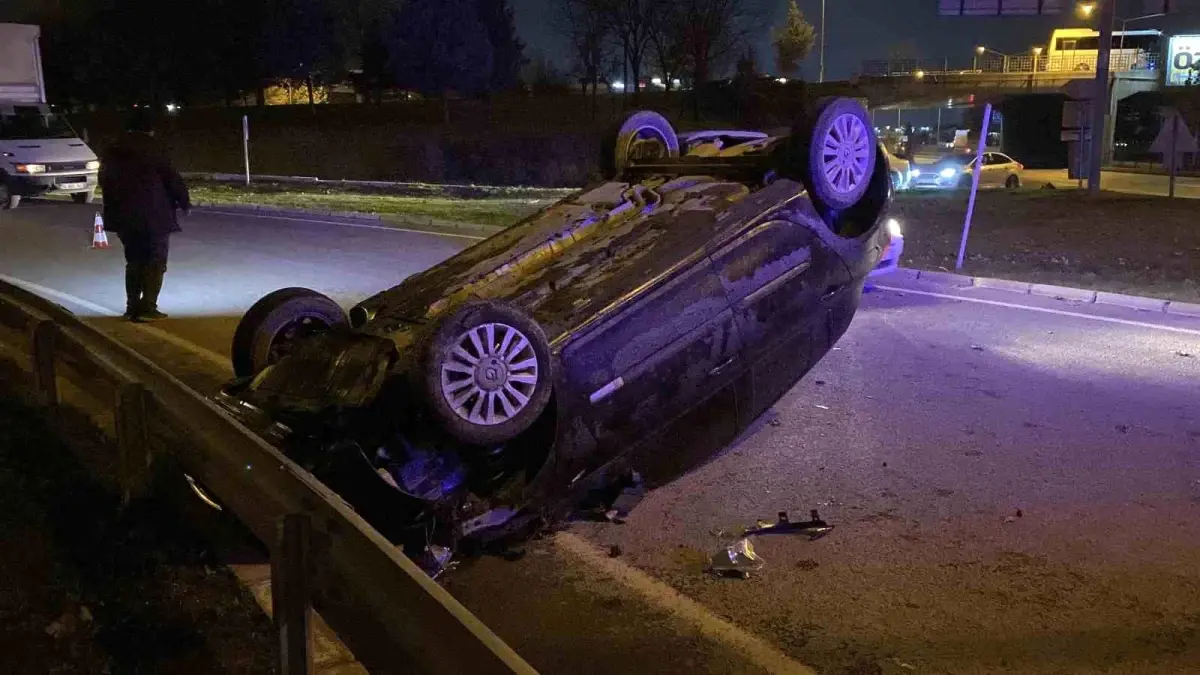 İnegöl’de Takla Atan Araçta Sürücü Yaralandı