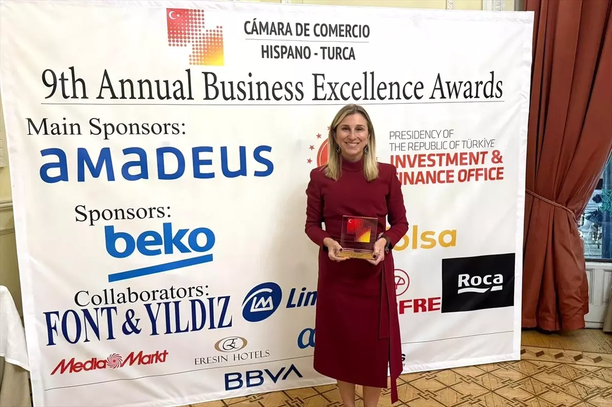 Ebru Özdemir’e İspanya’da Ödül