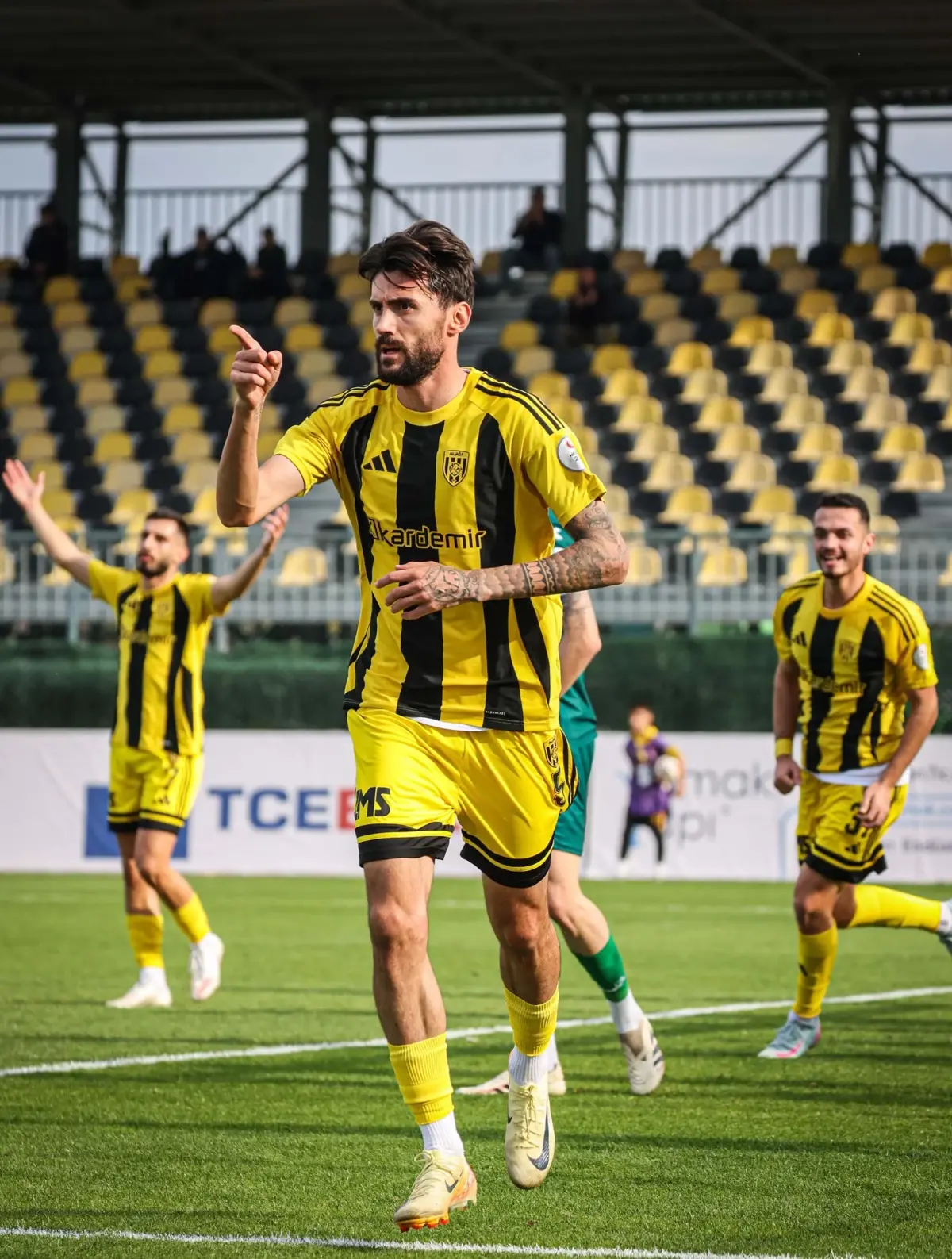 İzmir Derbisi: Menemen FK ve Aliağa FK Karşılaşıyor