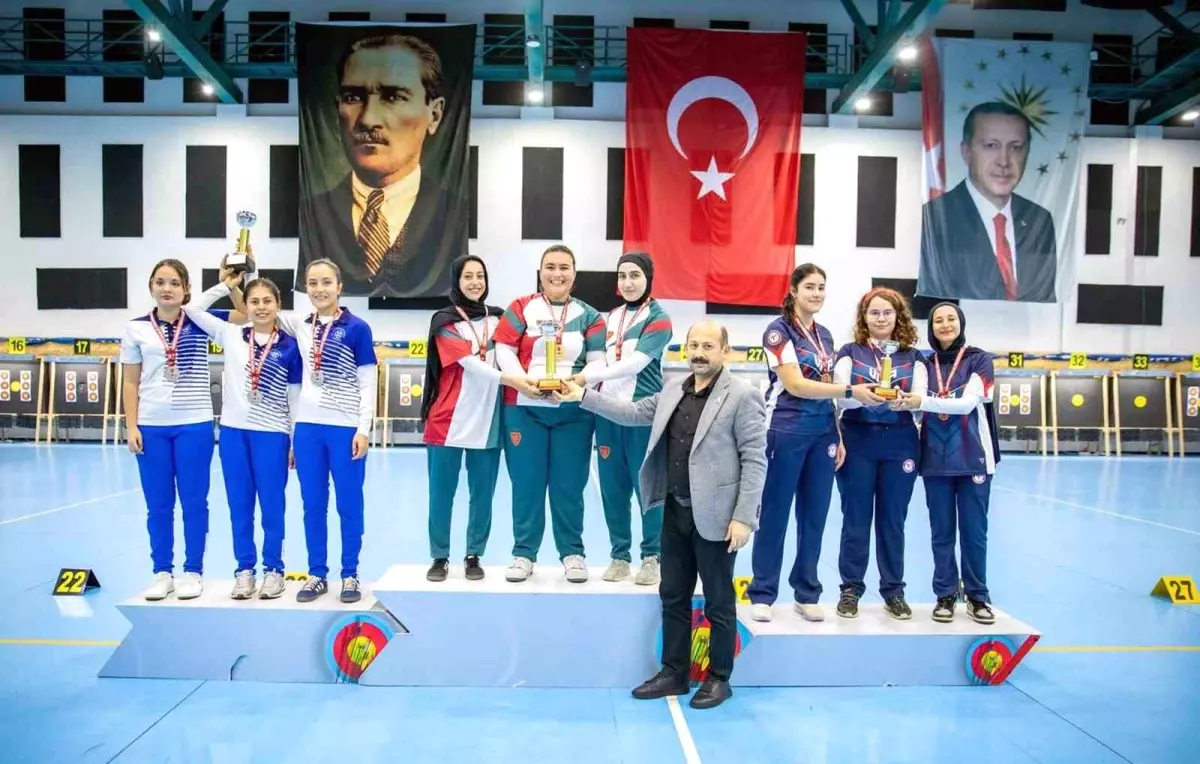 Muğla Büyükşehir Okçuları Türkiye İkincisi Olarak Tarihe Geçti