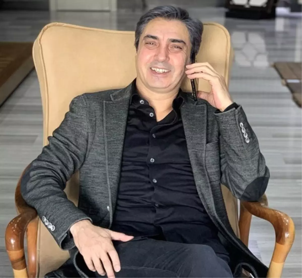 Necati Şaşmaz’ın Sosyal Medya Paylaşımı Hayranlarını Coşkulu Bir Bekleyişe Soktu