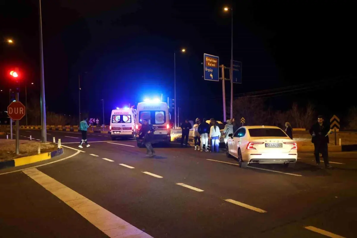 Kırmızı Işık İhlali Kaza Yaptırdı