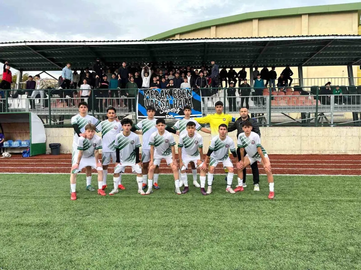 Bilecik’te Futbol Şampiyonu Mesleki ve Teknik Anadolu Lisesi