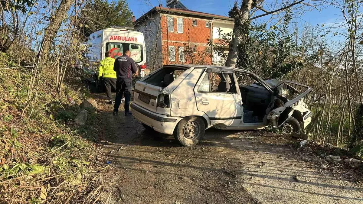 Ordu’da Şok Trafik Kazası: Anne ve Kızı Fındık Bahçesine Devrildi