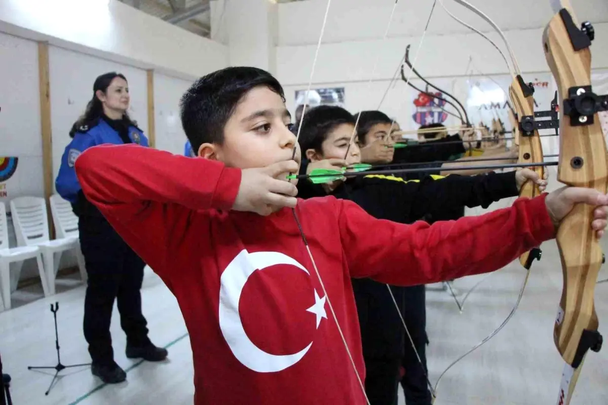 Okçuluk Kursunda Şampiyon Hayalleri: Amasya’da Geleceğin Yıldızları