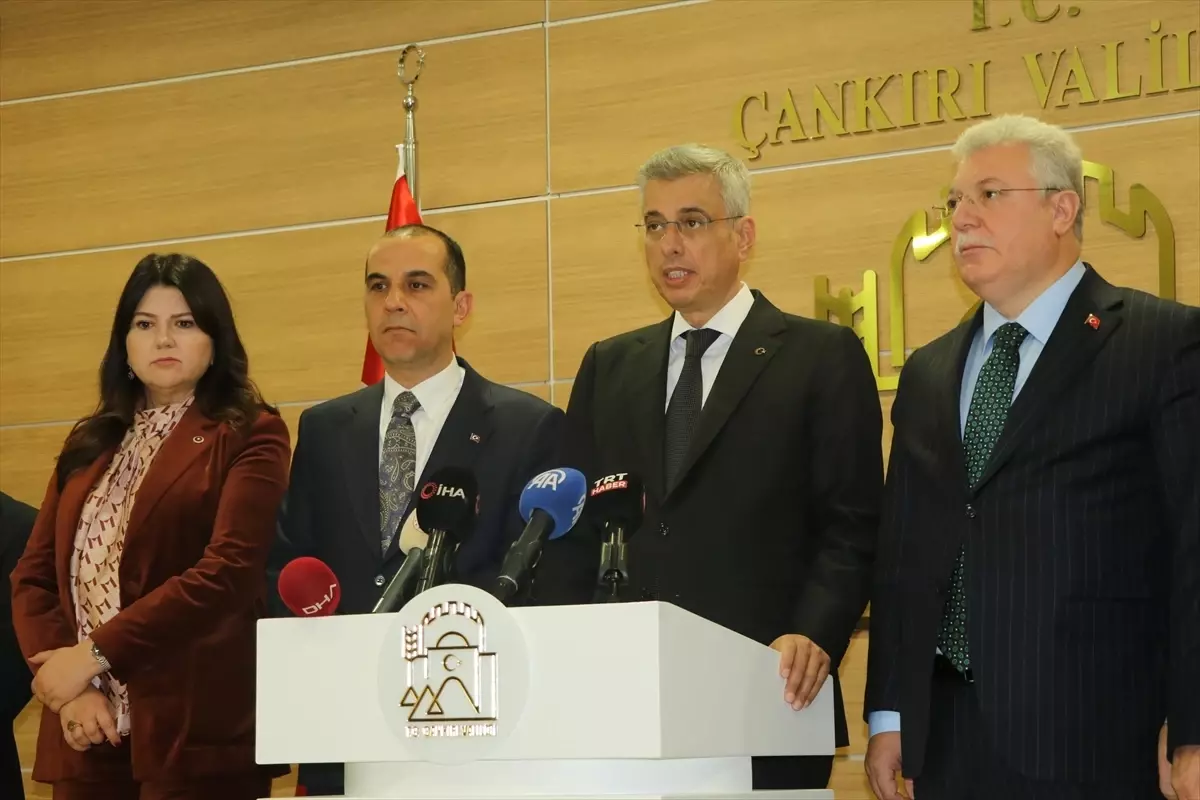 Sağlık Bakanı Memişoğlu Çankırı’da Sağlık Turizmi ve 700 Yataklı Yeni Hastane Projesini Tanıttı