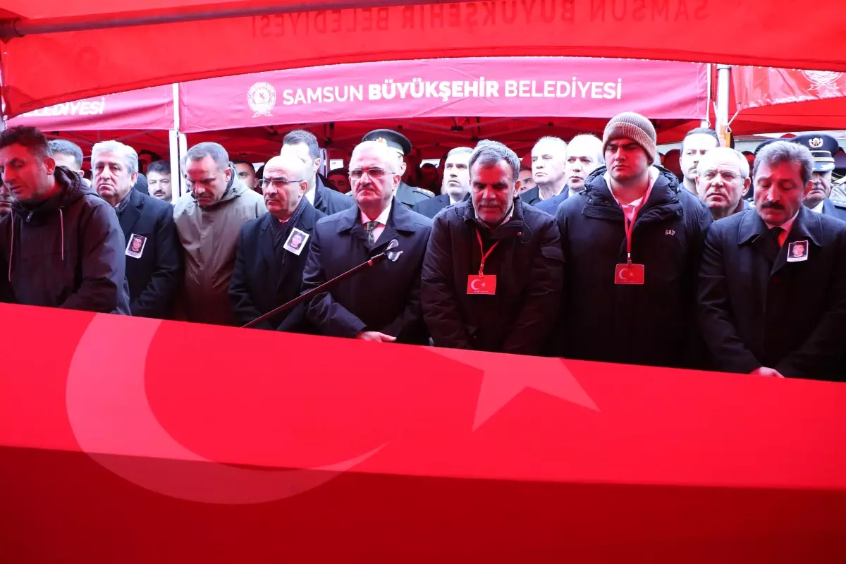 Uyuşturucu Operasyonunda Şehit Olan Polis Memuru Samsun’da Son Yolculuğuna Uğurlandı