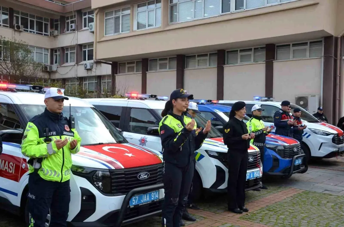 Sinop’ta emniyet ve jandarmaya 19 yeni araç tahsis edildi