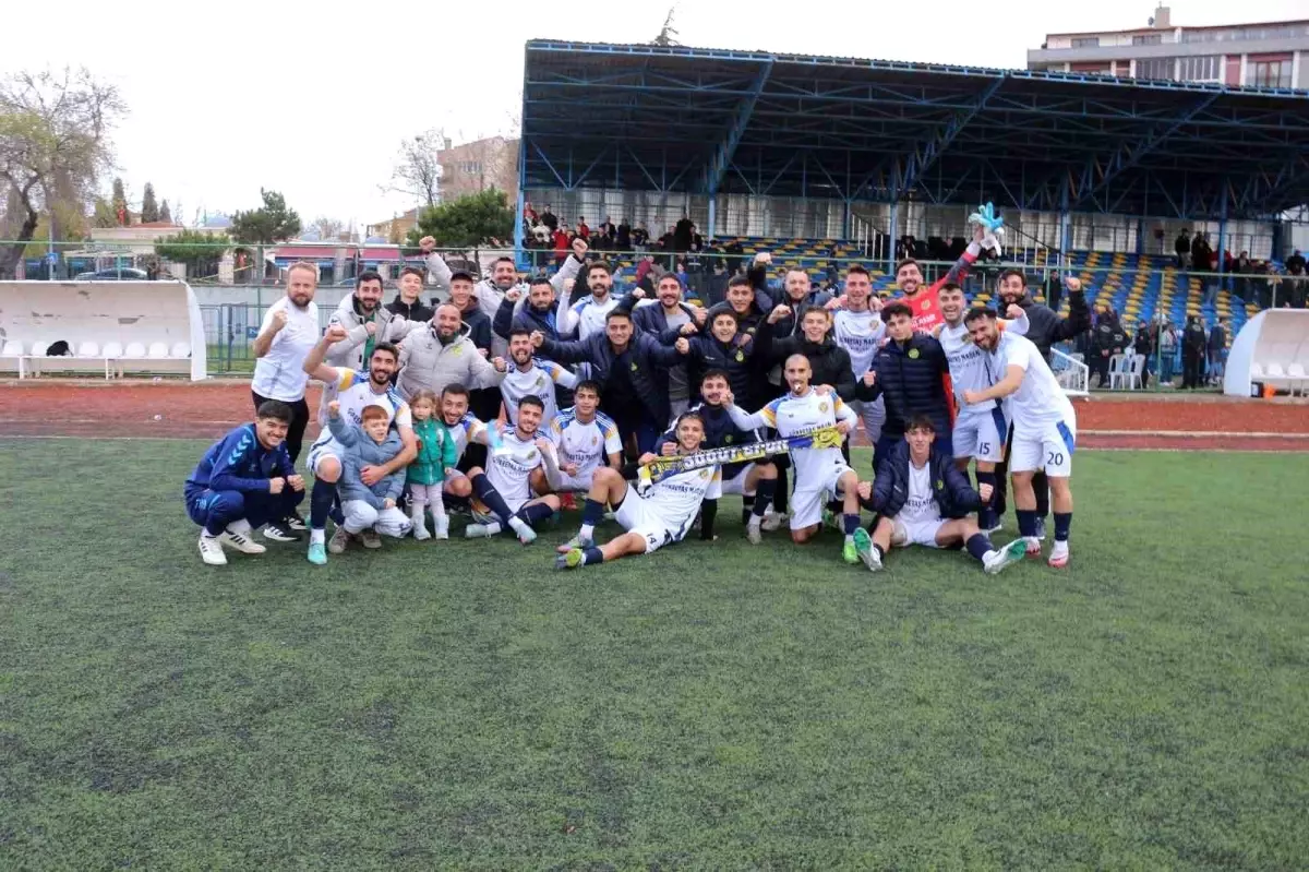 Söğütspor, Yalovaspor’u 2-1 Yenerek Rahatladı