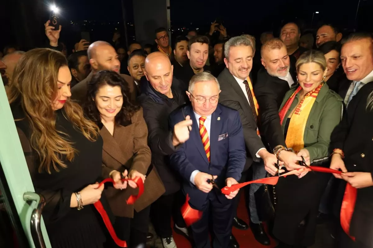 Stuttgart’ta Galatasaraylılar Derneği Yeni Merkez Açılışını Yaptı