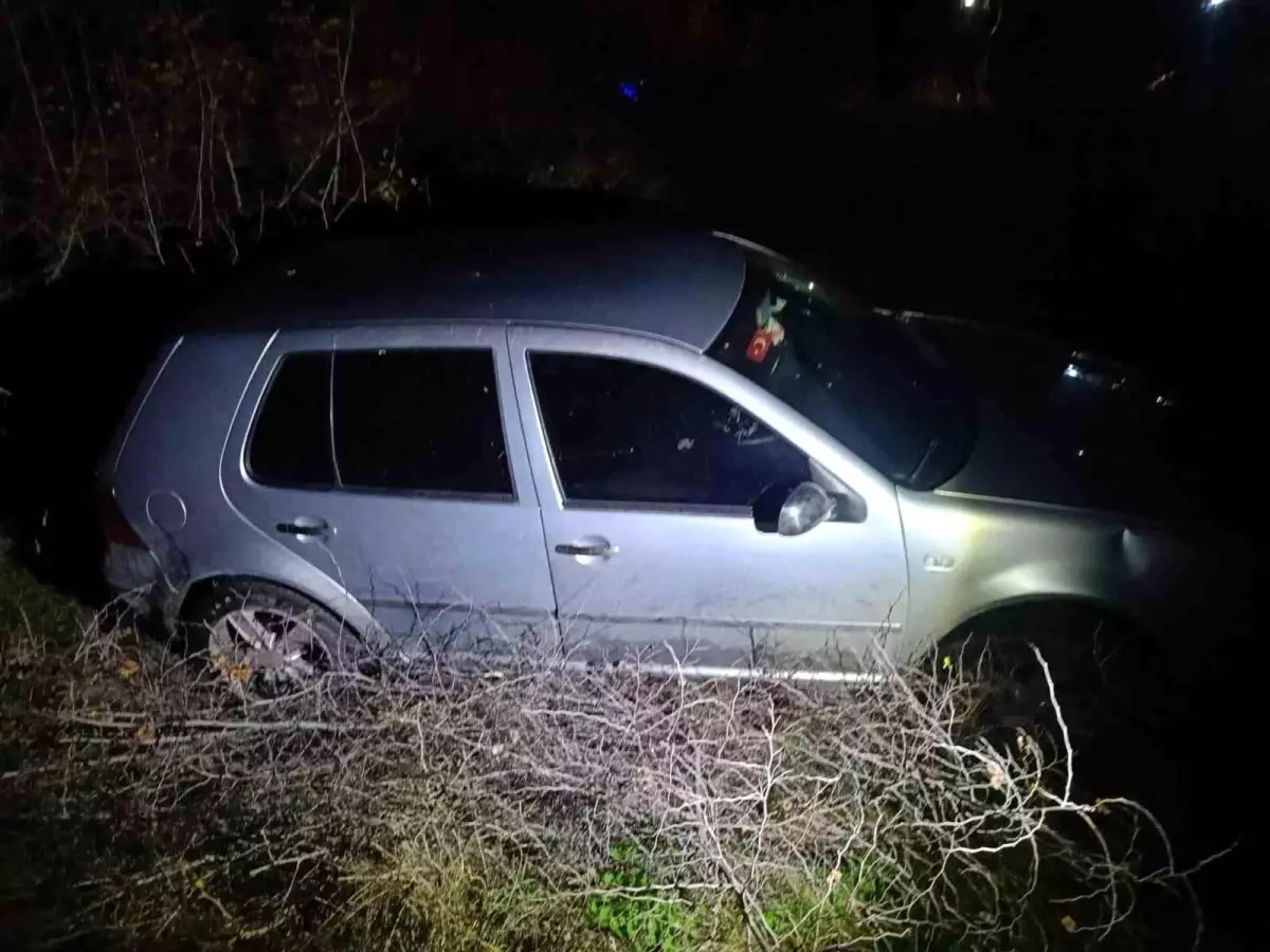 Susurluk’ta otomobil şarampole uçtu: 1 yaralı