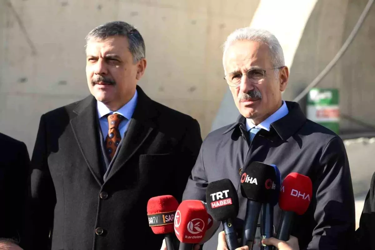 Ulaştırma ve Altyapı Bakanı Uraloğlu: “2026 yılının ilk yarısı içerisinde tüneli hizmete açmış olacağız”