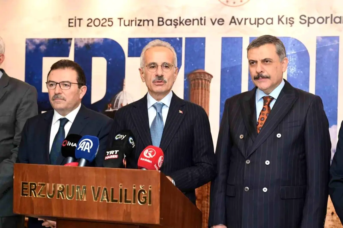 Ulaştırma ve Altyapı Bakanı Uraloğlu’ndan Erzincan‑Erzurum‑Kars Hızlı Tren ve Kop Geçidi Projesine Büyük Açıklama