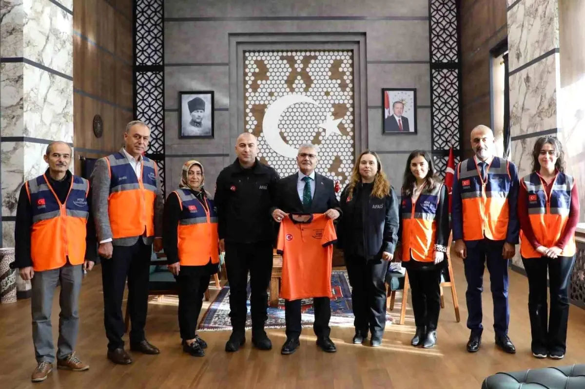 Dünya Gönüllüler Günü Niğde’de Coşku ve Dayanışma ile Kutlandı