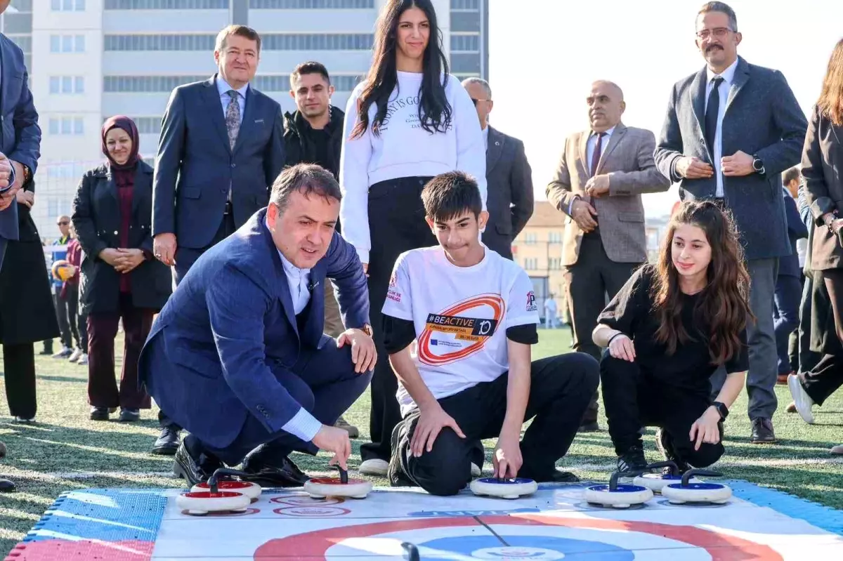 Engelli Çocuklarla Oyun Keyfi