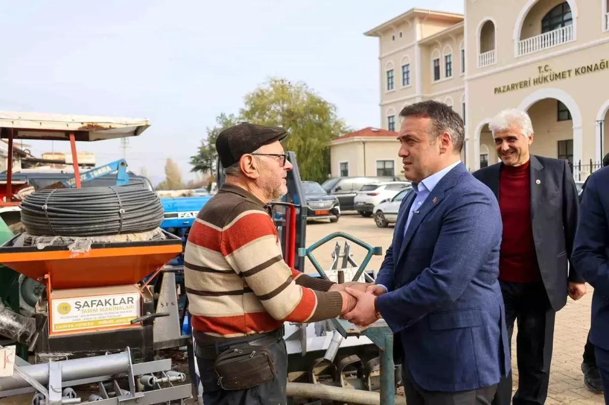 Vali Faik Oktay Sözer, Pazaryeri Küçük Sanayi Sitesi’nde Esnaflarla Bir Araya Geldi