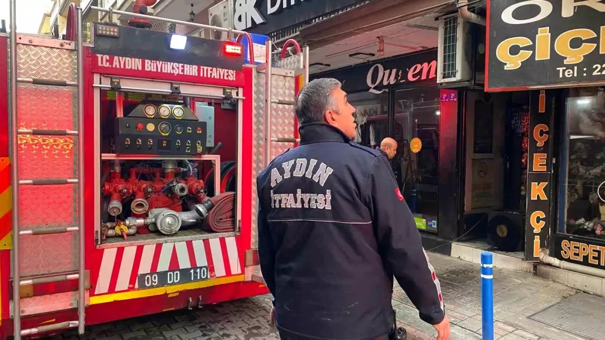 Aydın’da Çiçekçi Yangını, Vatandaşların Dikkatiyle Kontrol Altına Alındı