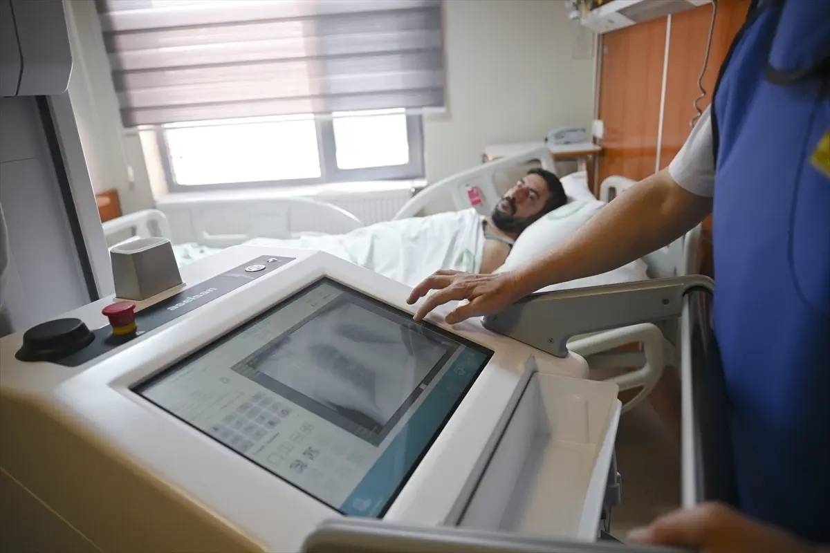 Yerli Mobil Dijital Röntgen Cihazı Ankara’da Hizmete Sunuldu