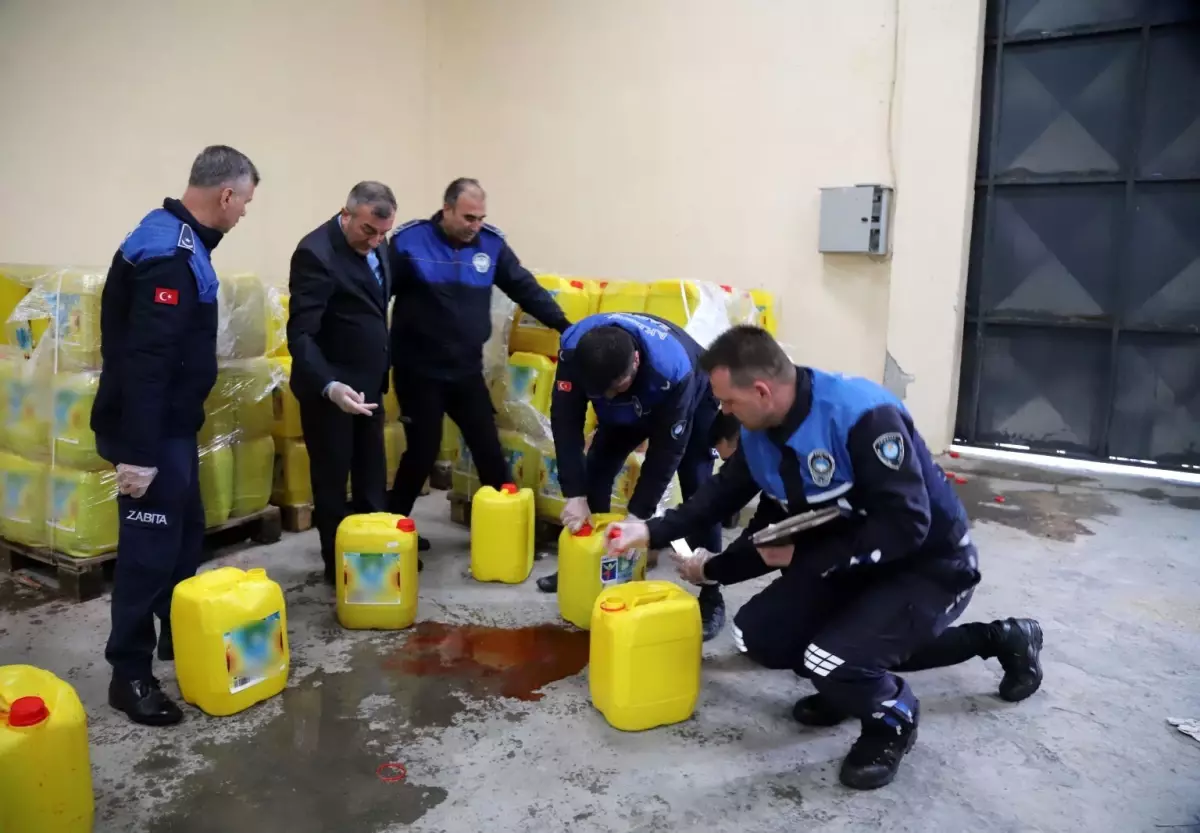 Yurt dışına yağ diye su göndereceklerdi