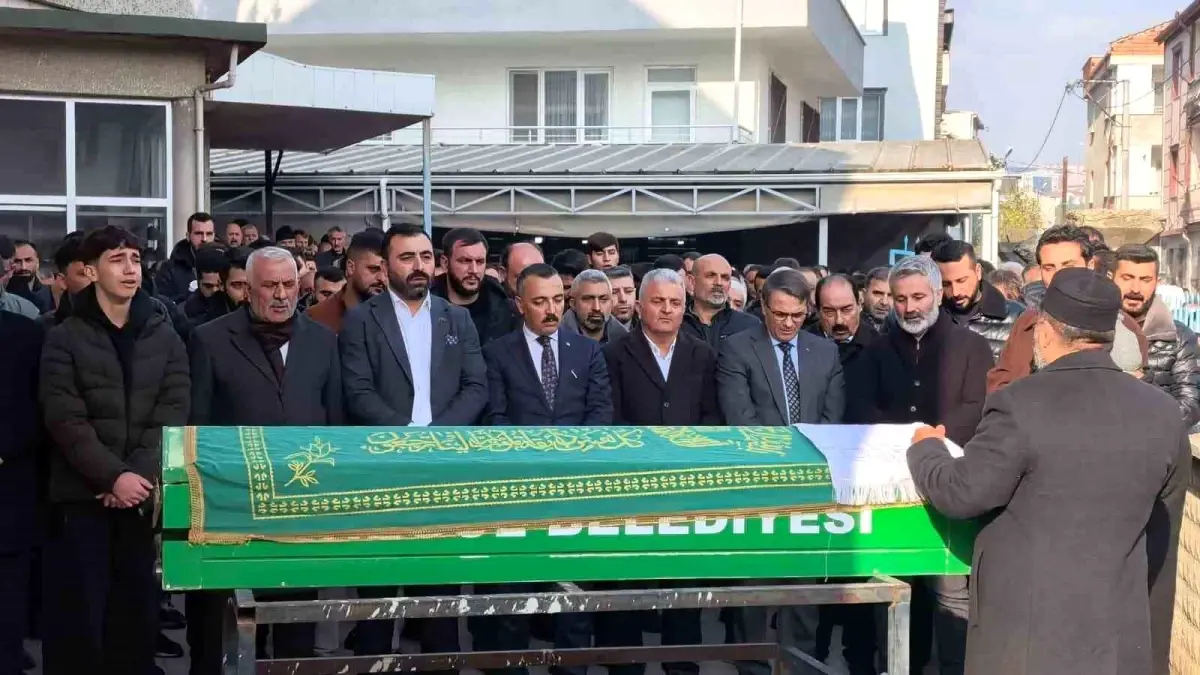 Bursa’da Zincirleme Kaza: Mobilyacı Hayatını Kaybetti